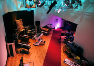 EMEAPP studio with Keith Emerson array