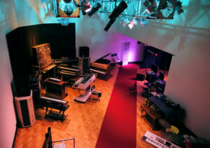 EMEAPP studio with Keith Emerson array